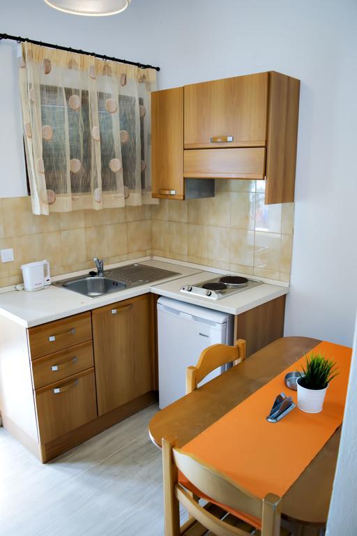מוראיטיקה Marini Apartments מראה חיצוני תמונה