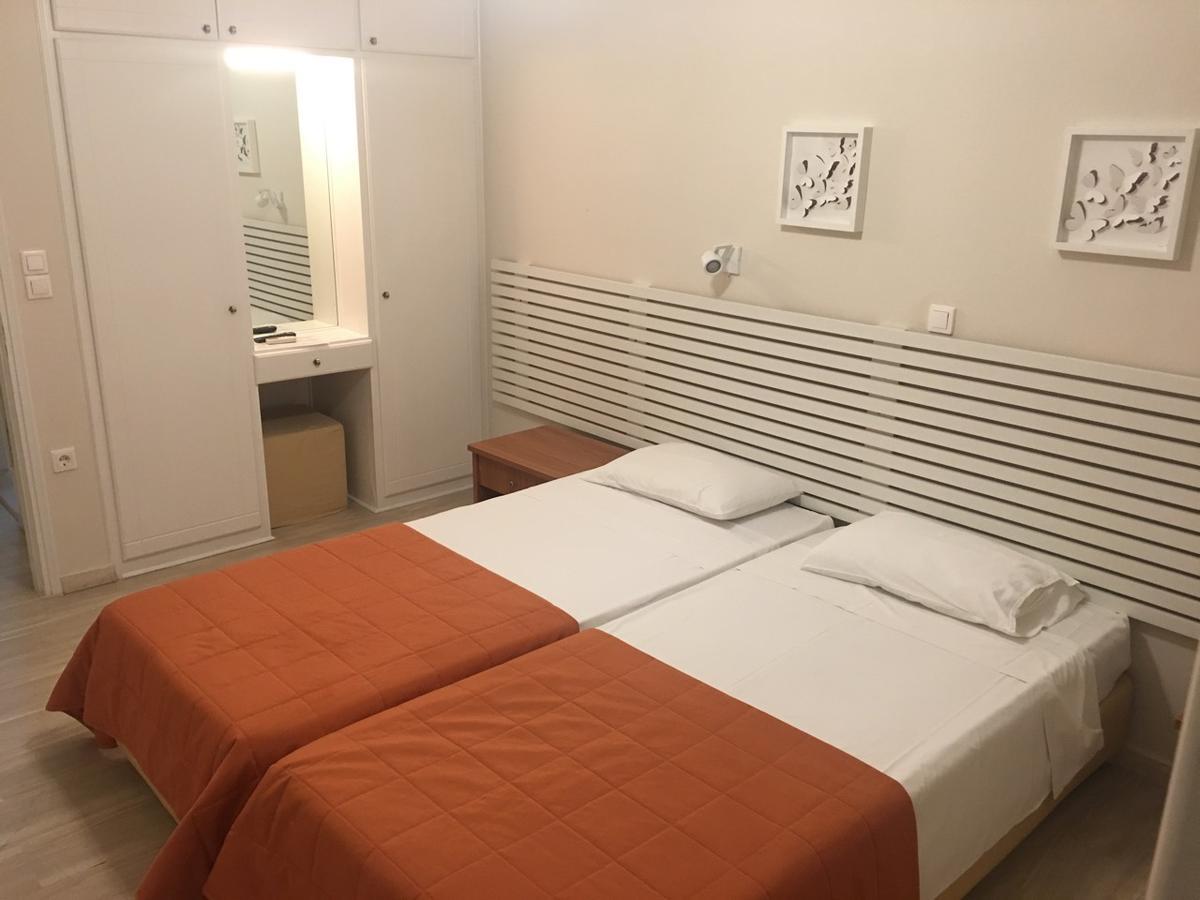 מוראיטיקה Marini Apartments מראה חיצוני תמונה