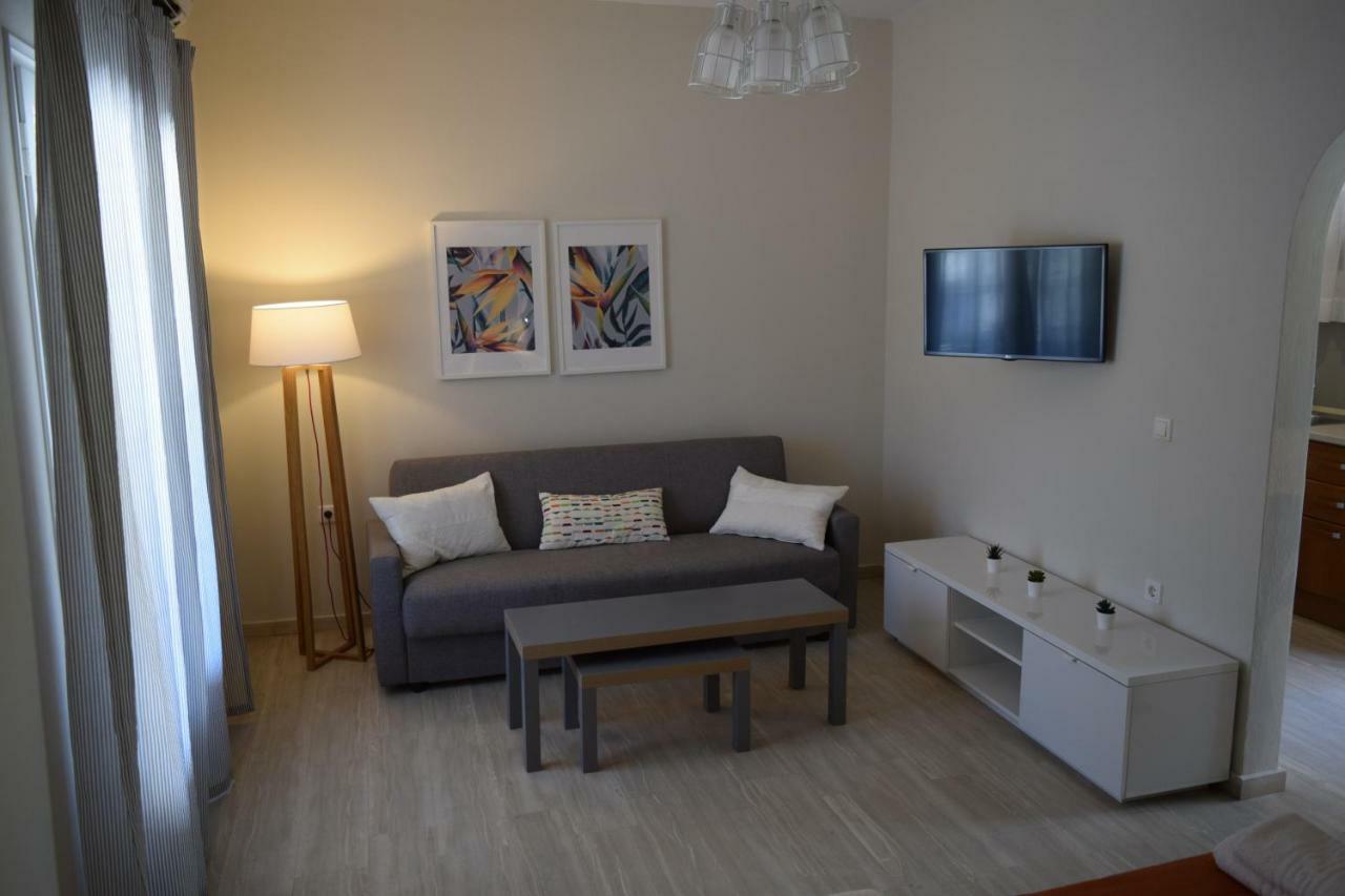 מוראיטיקה Marini Apartments מראה חיצוני תמונה